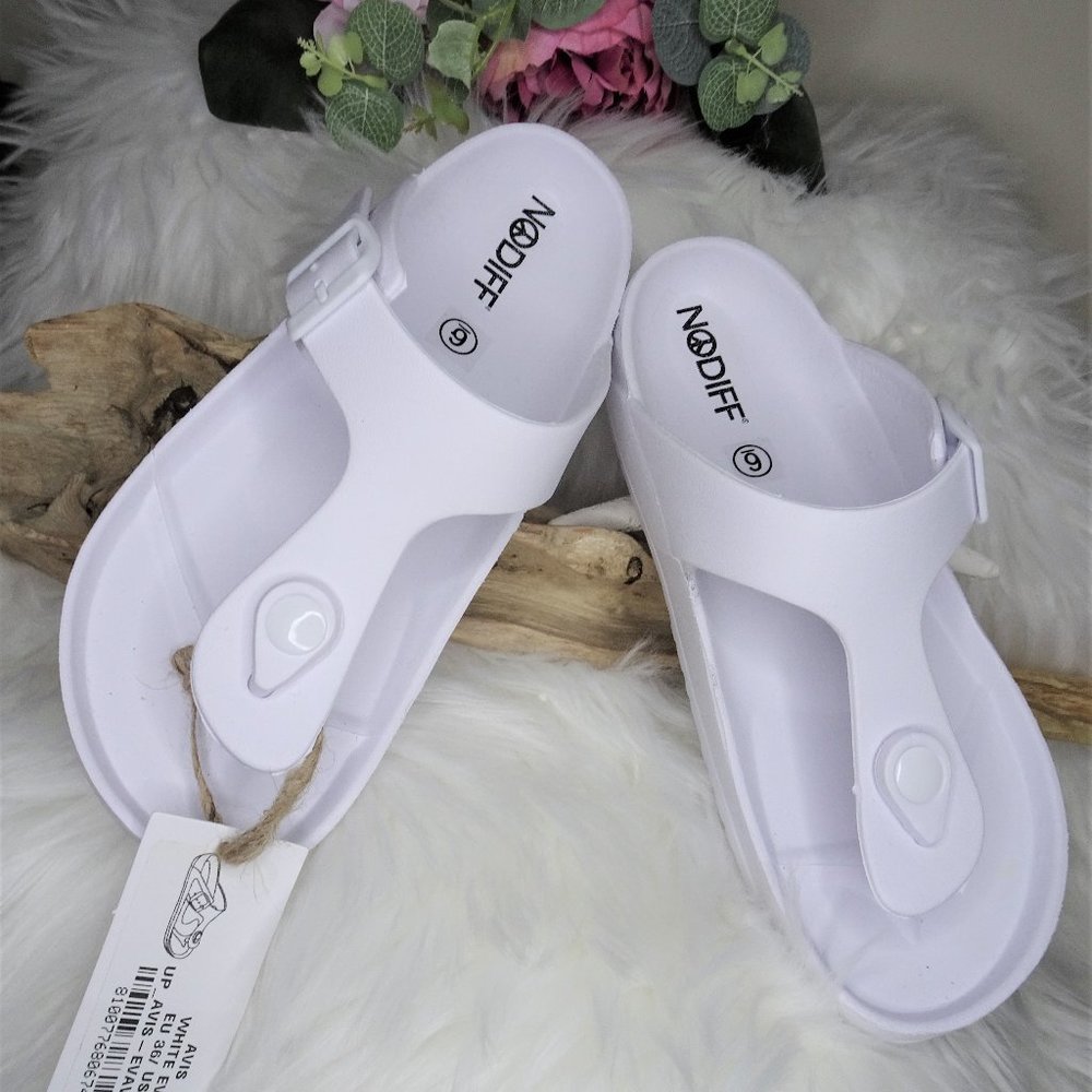 AVIS White Eva NODIFF Flip Flop Sandals Sz 6 NEW!